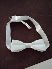 bow tie