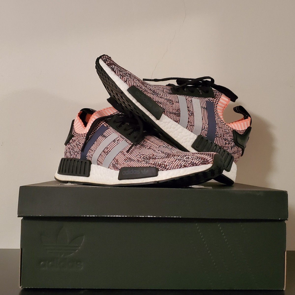 【BB2361】- ADIDAS NMD R1 W PK PRIMEKNIT PINK WOMEN SIZE 11 DS NEW