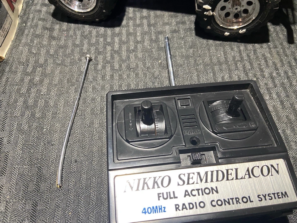 Vintage Nikko RC Truck Ford 4WD Off Roader Power Command Japanese Version 1/18 - Image 3 of 4