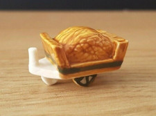 Fève - La remorque à foin  ---   (Ref. 4875)