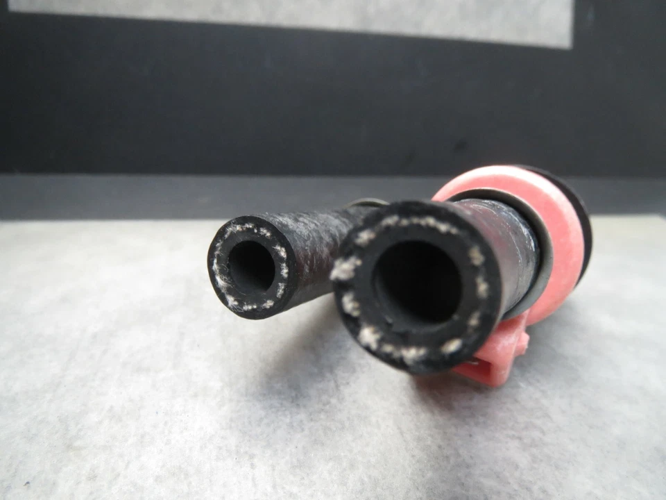 Inyector de combustible Reman para Nissan 300ZX 1988-1989 no turbo hecho en EE. UU. ¡Envío rápido! Foto 3 de 4