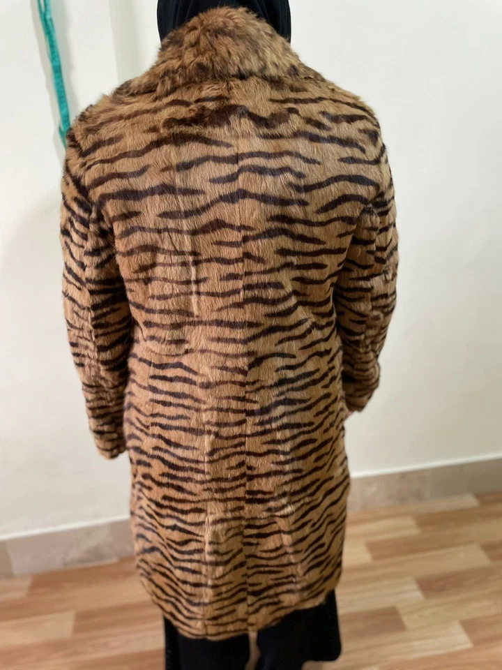 tiger print real rabbit fur coat very unique print size M - Image 3 of 4