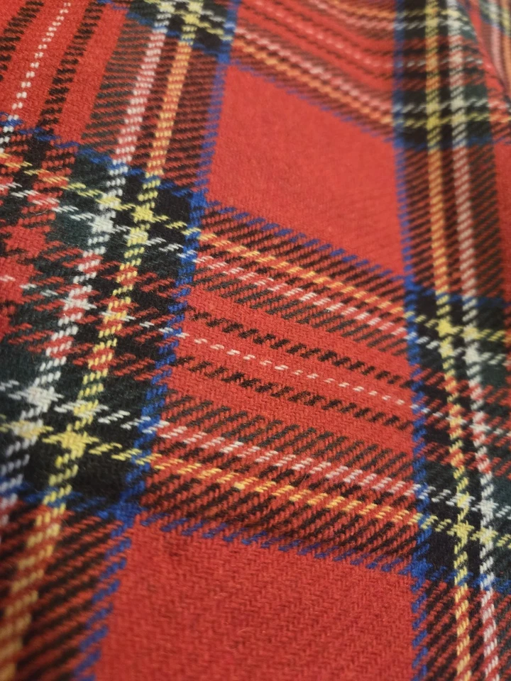 100% Wool Plaid Tartan Fabric Scraps Red Blue Green Yellow Blue White Black - Image 4 of 4