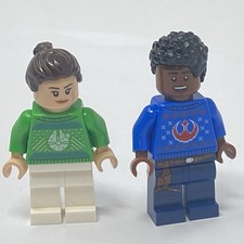 LEGO Star Wars Millennium Falcon Holiday Diorama sw1317 Rey sw1318 Finn Sweater