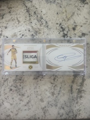 2018-19 Panini Immaculate Christian Pulisic Game-Worn Patch Auto Booklet 19/35 