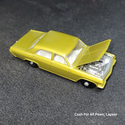 Vintage Matchbox Lesney Superfast #36 Opel Diplomat England 1970 gold