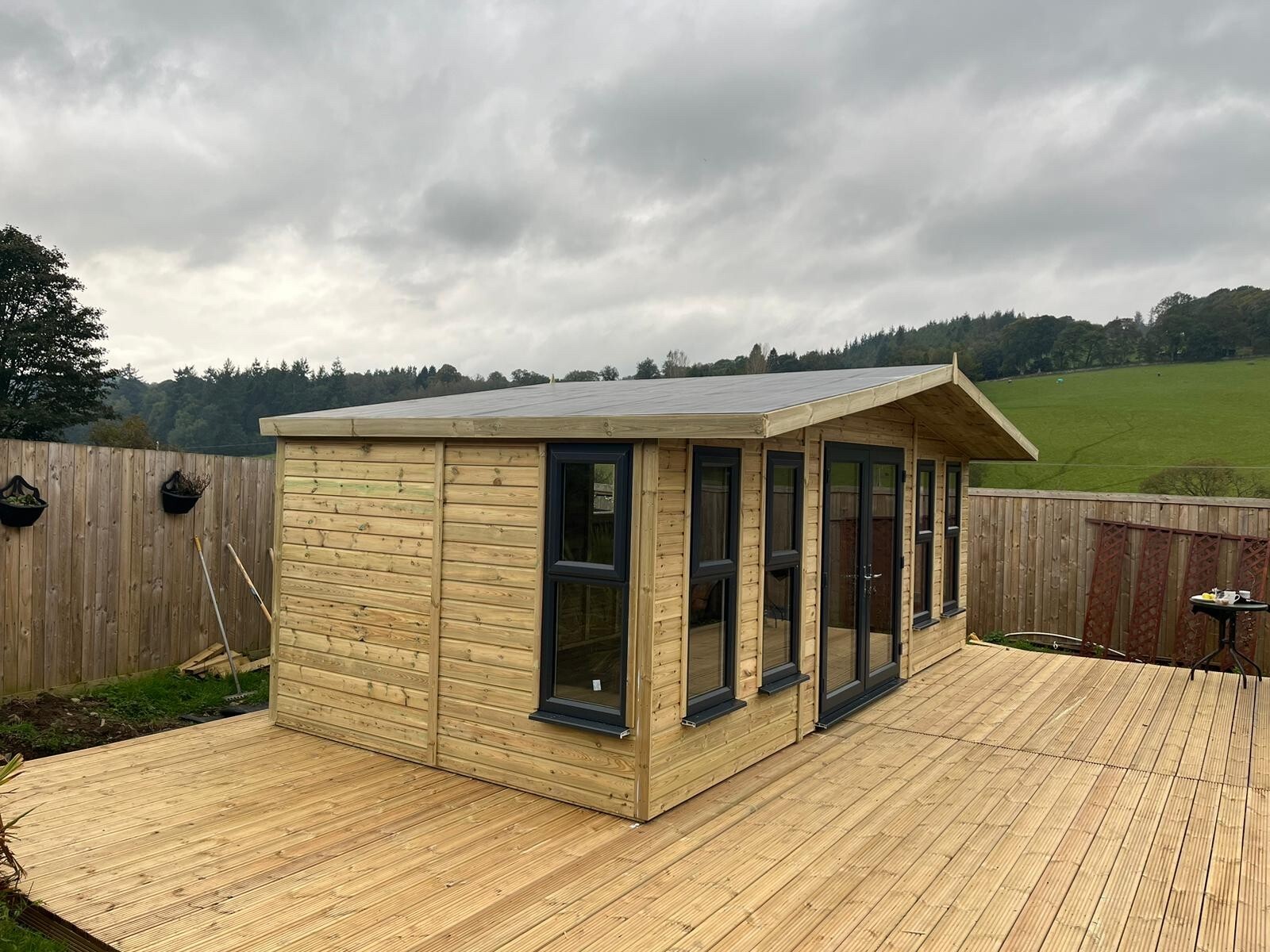 20X10 GARDEN SUMMER HOUSE/ BAR/GAMES ROOM TANALISED SUPER HEAVY DUTY