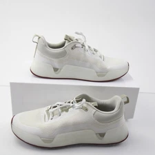 while on earth Cross Training Shoes Men's White New without Box