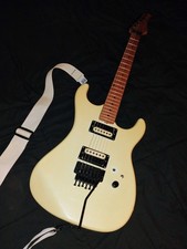 85-88 Kramer Striker 200ST Custom Build / vintage white, Floyd Rose 1000