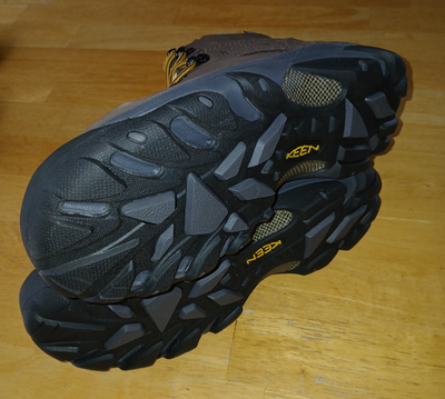 KEEN PYRENEES MOUNTAIN RESEARCH BROWN HIKING BOOT-12-NIB-NEVER