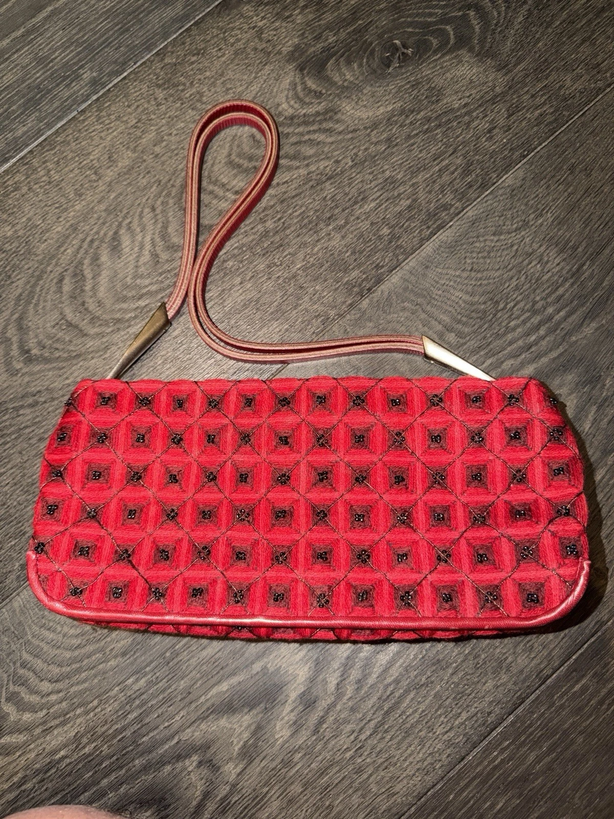 Bottega Veneta — Bottega Veneta Vintage Red Fabric and Beaded Baguette Shoulder Bag