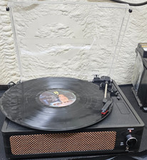 Vinyl Record Player with Speakers R608 Retro BLACK 
