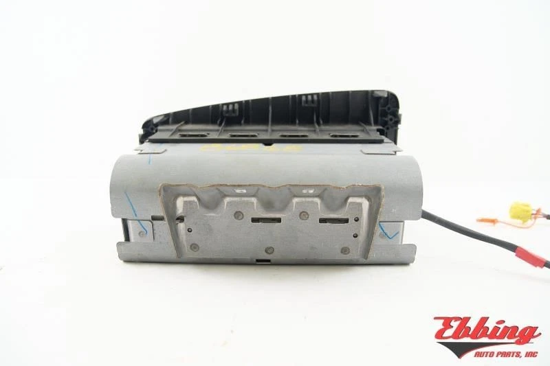 Passenger Right Dash Airbag Black ID 15832359 Fits 2005-2007 Saturn Relay 699491 - Image 3 of 4