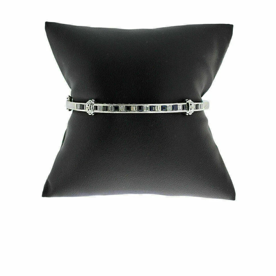 Brazalete brazalete de diamantes creado en laboratorio de zafiros de 3 quilates con acabado de oro blanco de 14 quilates para mujer Foto 4 de 4