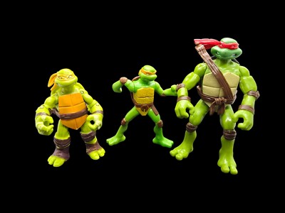 Lot Of 3 TMNT  Figures 2007 McDonalds 2012 Viacom Mikey  2006 Mirage Raphael 