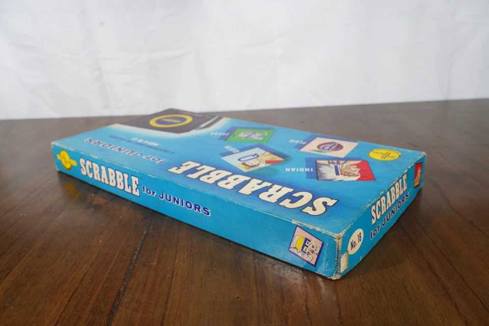 Scrabble for Juniors Crossword Game for Children 1958 Selchow & Righter COMPLETE - Image 3 of 4