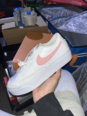 Nike Blazer Low Platform White Pink Glaze DJ0292-103 Womens Size 6.5