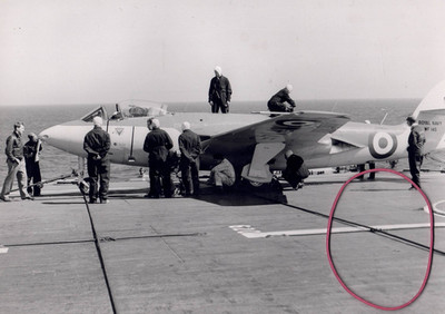 PHOTO FOTO FLUGZEUG HAWKER SEA HAWK FGA6
