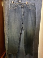 Carhartt Men  s Relaxed Fit Straight Jeans Blue Medium Wash Denim 5-Pocket