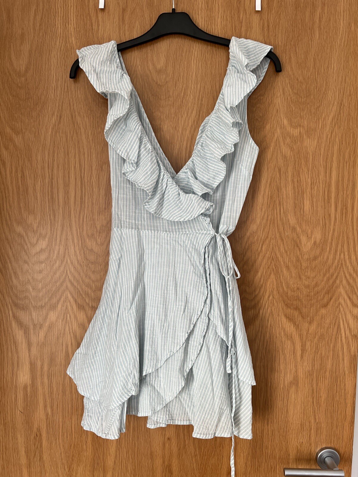 H&M White Blue Striped Flouncetrimmed Wrap Around Summer Dress UK 8 eBay