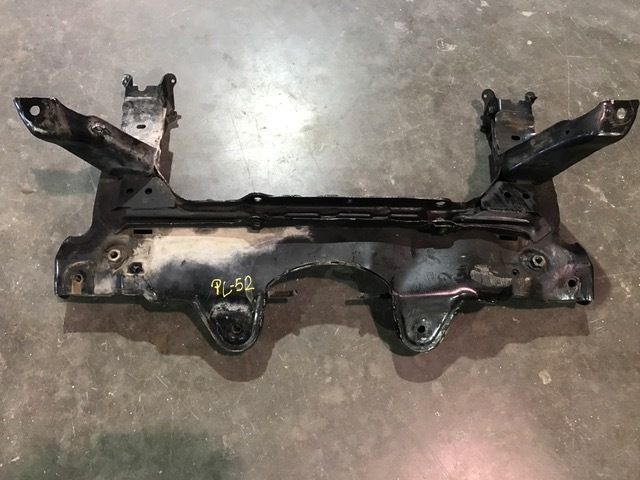 シボレーボディー Chevy Cavalier FRONT Subframe Crossmember Cradle Sub frame