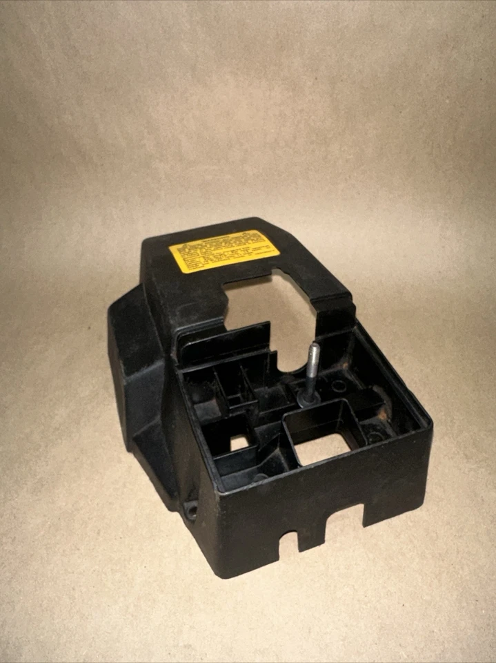 Base de filtro de cubierta de motor superior de motosierra Jonsered 535 OEM Foto 2 de 4