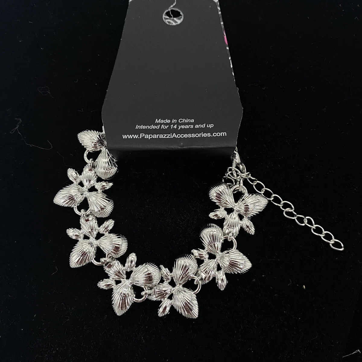Paparazzi Fashion Jewelry Ice Garden White Adjustable Bracelet