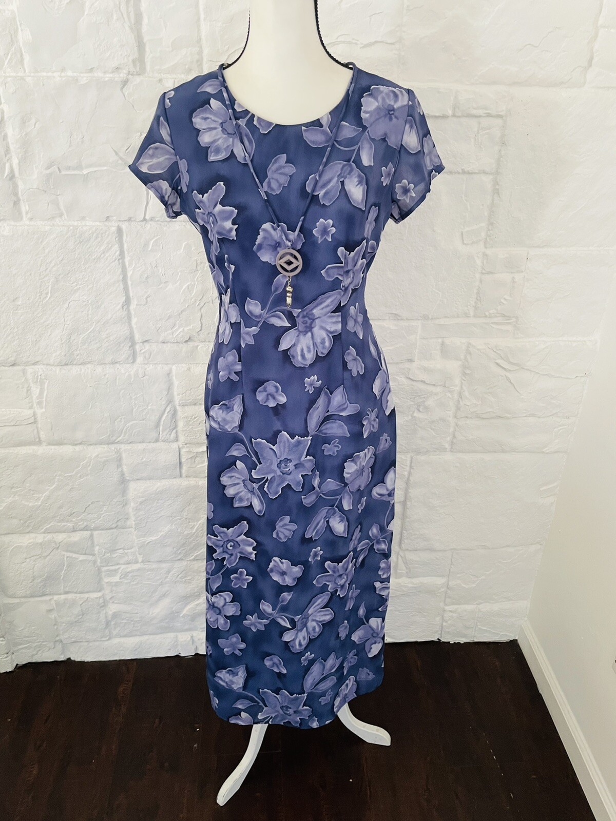 Vintage Scarlett Long Purple Floral Dress Size 5/6 Gem