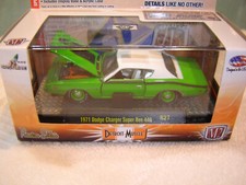 M2 MACHINES Detroit Muscle Premium Edition R27 1971 Dodge Charger Super Bee 440