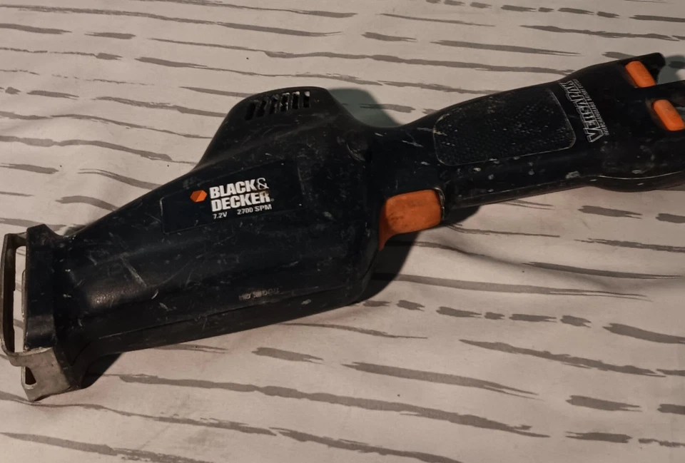 BLACK and DECKER 5 piece Tools VersaPak 7.2v Tested - Image 2 of 4