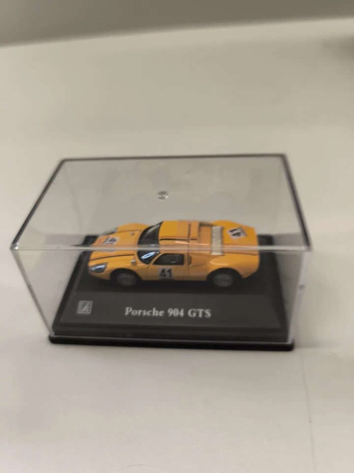 4 Miniatures 1/72 Caravama - Photo 4/4