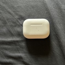 Apple AirPod Pro 2nd Generation Charging Case MagSafe LIGHTNING A2700 100 OEM
