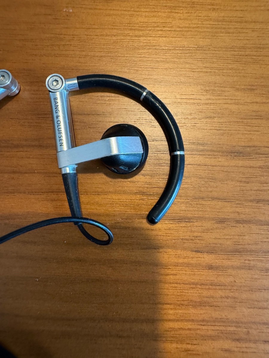 Bang&Olufsen Earphones「A8」 Bang & Olufsen Earphones A8 Wired Black/Alum Balanced sound