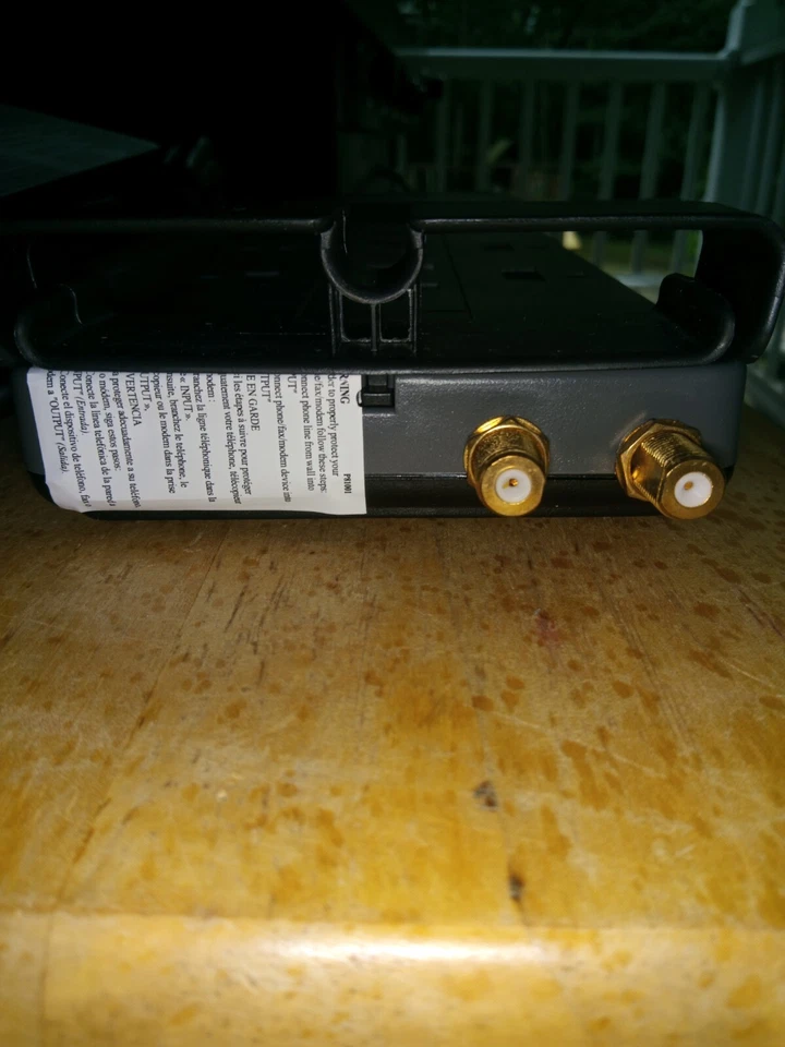 BELKIN BE108230-12 Home/Office Surge Protector 12-Outlet - Image 2 of 4