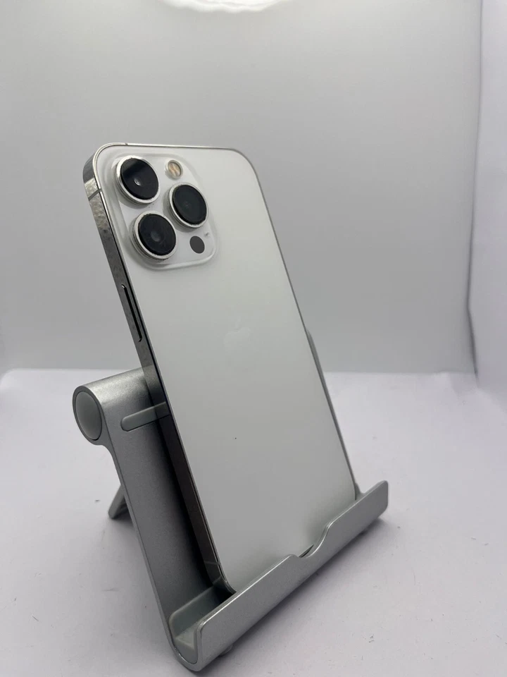 Apple iPhone 13 Pro - 256GB - Silver (Sbloccato)