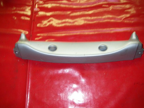 Verkleidung orig. silber Kühler unten 46632346249 1997-99 BMW F650 ST + Funduro