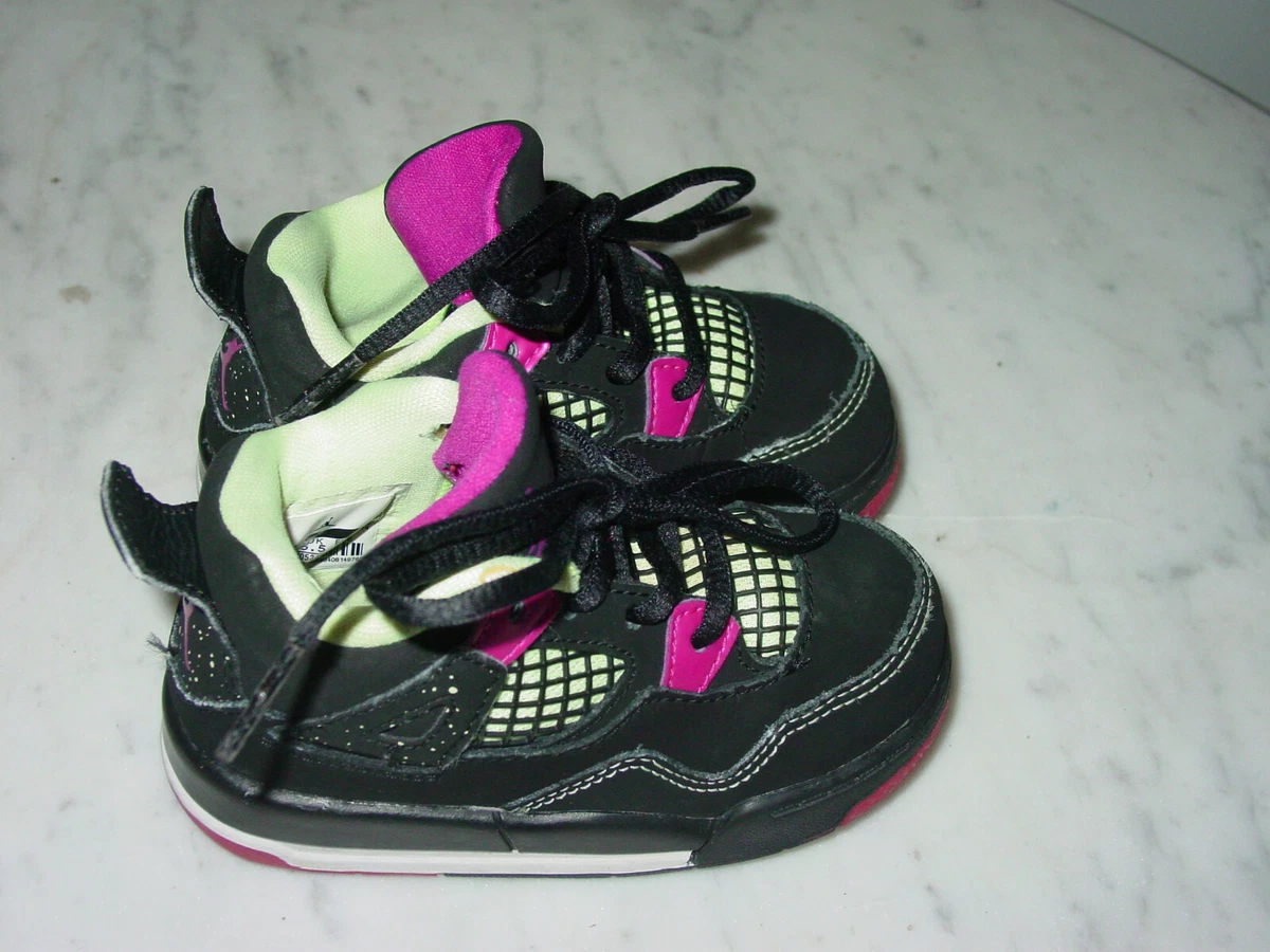 Retro 4 on sale jordan shoes