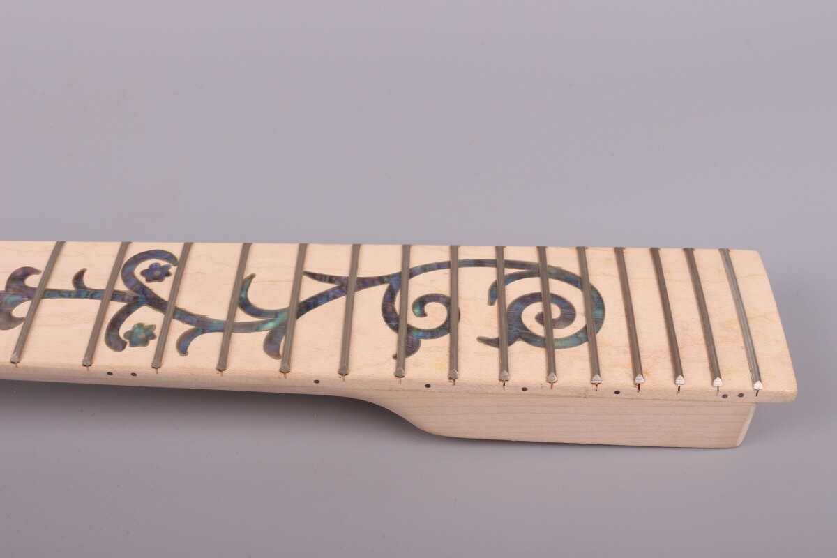 New Maple Guitar Neck 24fret 25.5inch Fretboard Vine inlay Paddle Head