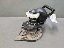 Mecanisme / fixation support roue de secours - Renault Clio IV - 8200551279 *