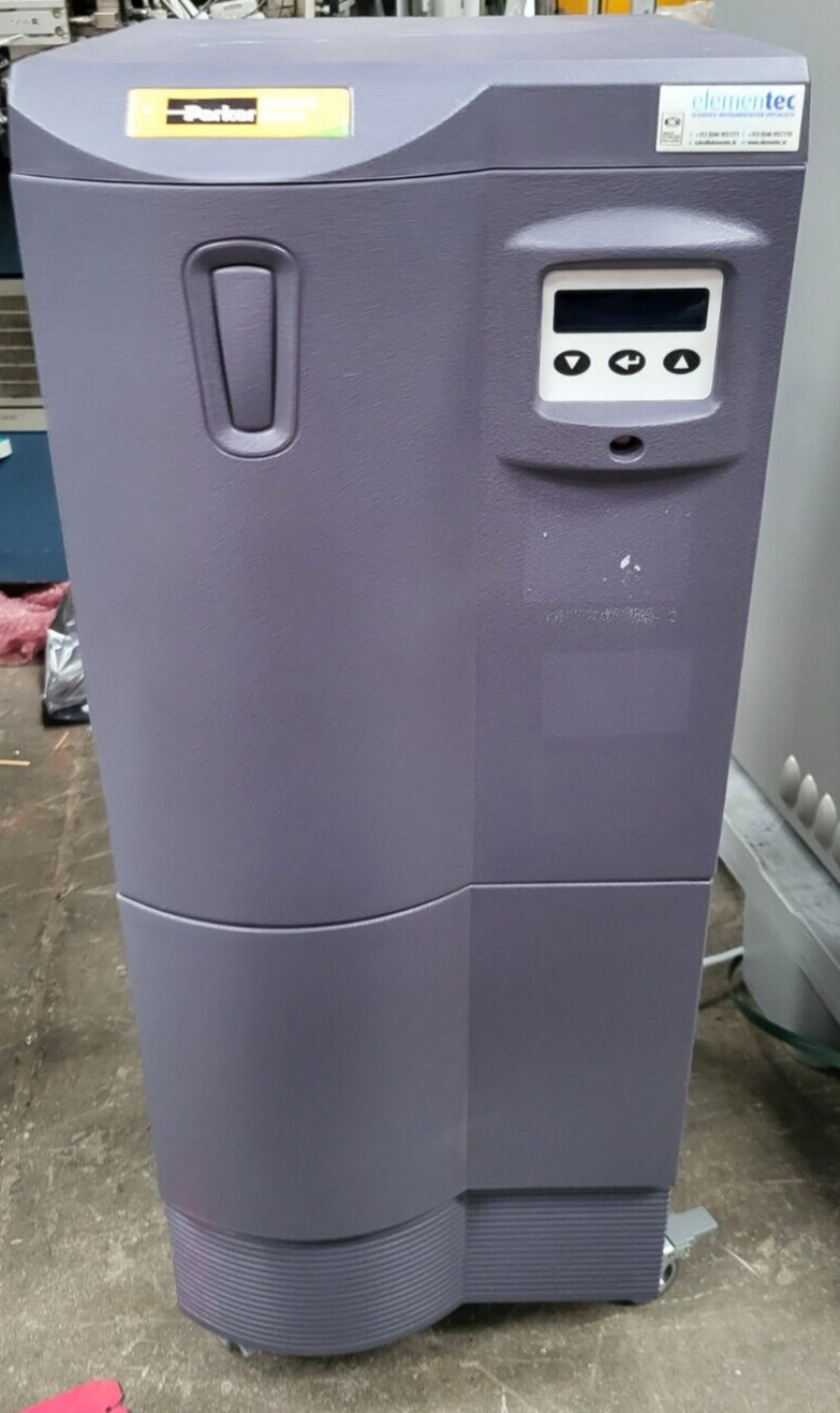 PARKER Ultra High Purity Nitrogen Generator UHPN2-550C-E . P/N 636275101