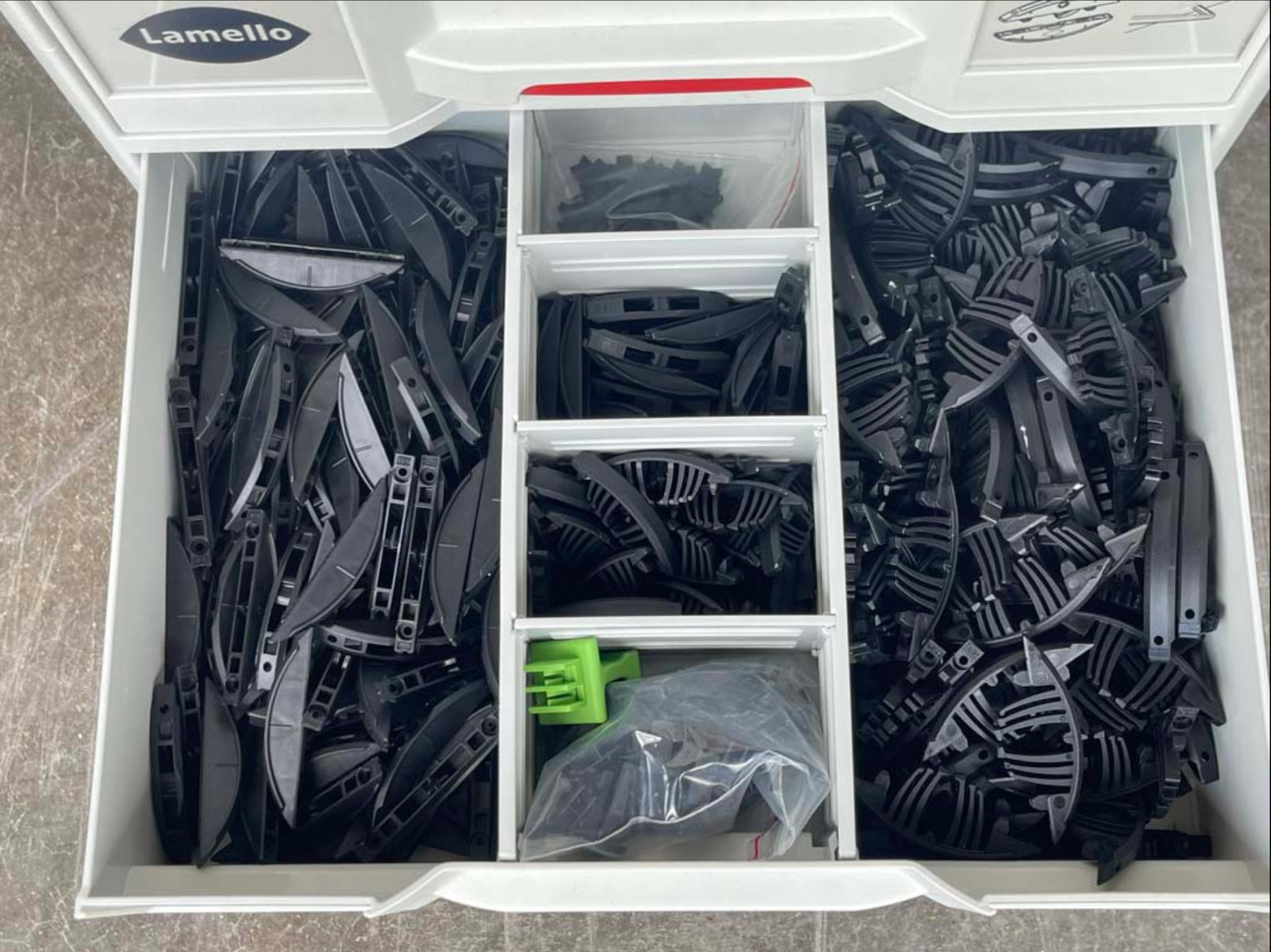 Thumbnail 3