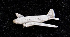 C-46 COMMANDO CURTISS-WRIGHT PIN WW 2 US MARINES NAVY