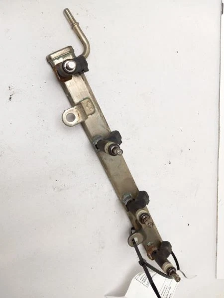 FUEL RAIL compatible con Jeep Patriot 2009-2020 Foto 3 de 4