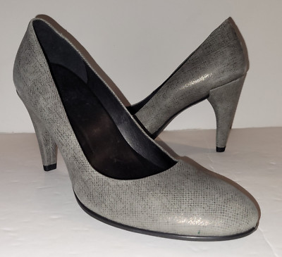 Ecco Leather Pumps 38 US 7-7.5 Textured Gray Slip On Stiletto Heel Shoes Silver