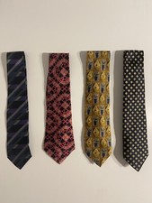 Stock di bellissime cravatte vintage in pura seta.