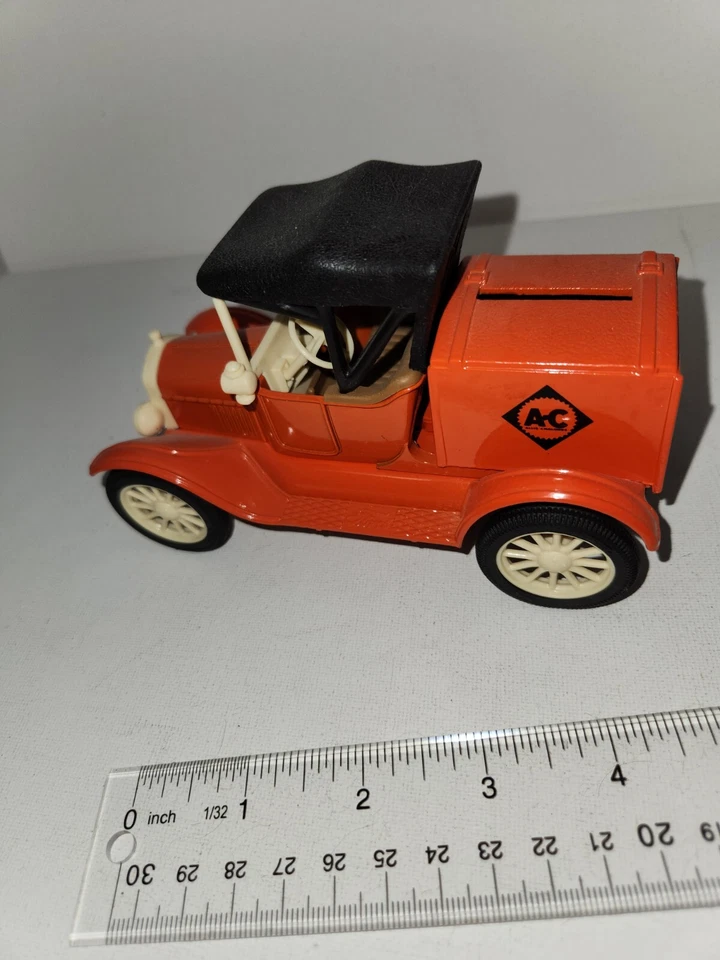1990 ERTL 1918 RUNABOUT ALLIS CHALMERS DELIVERY TRUCK COLLECTOR TOY BANK - Image 4 of 4