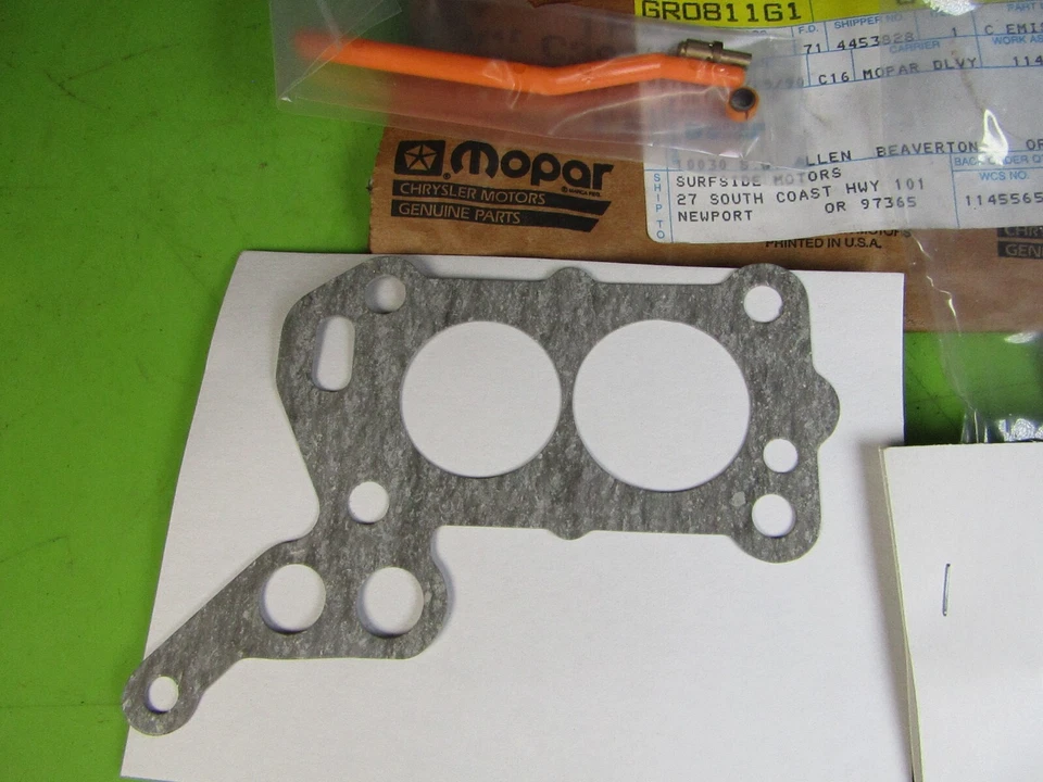 Kit de servicio de emisiones Mopar Chrysler p/n C3940403 MD172428 294T NOS OEM Foto 3 de 3