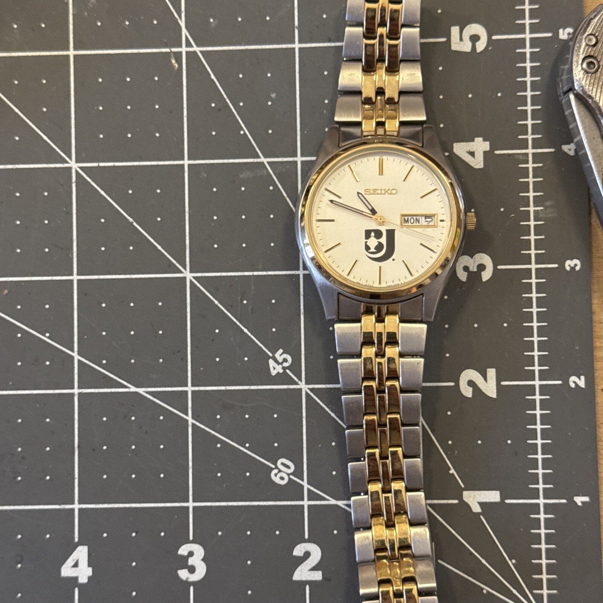 Bob Jones University Seiko Men's watch two tones BJU new battery 7N43-9048 View 5