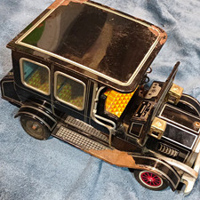 Vintage Horikowa Tin Lithograph Battery Operated Old Timers Car