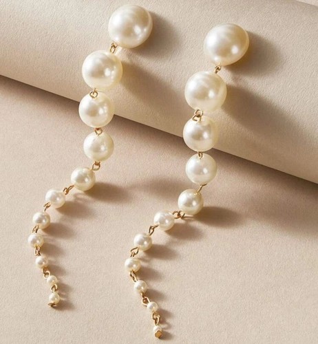Pierced 6" Xlong gold and cream graduated pearl earrings - Picture 4 of 4
